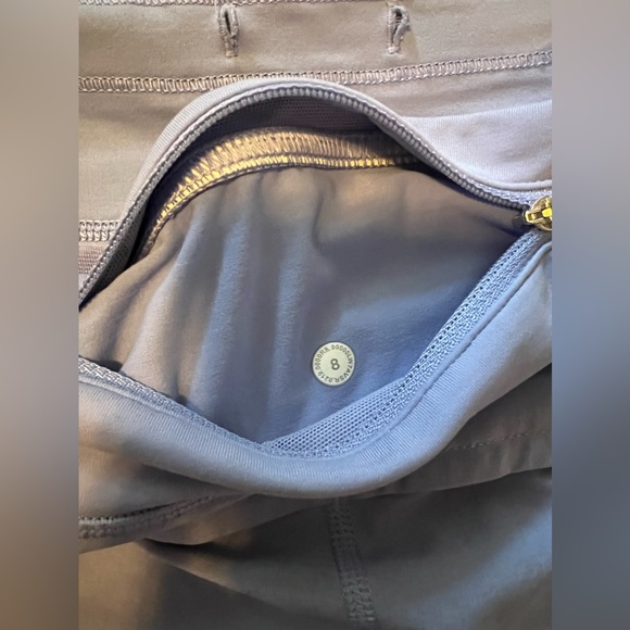 Lululemon size 8 - Picture 2 of 5